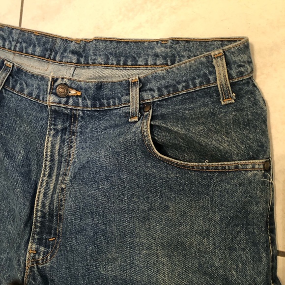 Levi’s 545 Men’s Jean Shorts. Vintage. 90's. Made in USA. Size: 40 - Picture 5 of 6